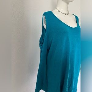 Cute peek-a-boo long sleeve blouse…NWT…size 2X